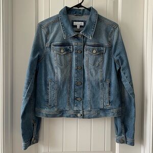 Ann Taylor Classic Blue Jean Jacket Size M
